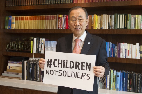 Secretary-General Photo op for #ChildrenNotSoldiers social media campaign by and armed conflict.